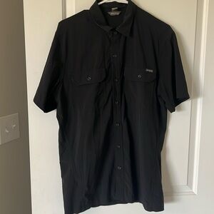 Eddie Bauer Men’s Buttons Up